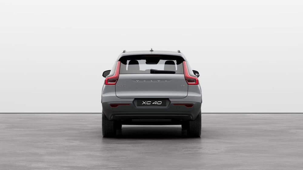 Volvo XC40 nuova a Ferrara (5)