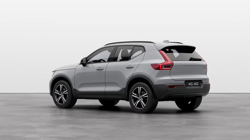 Volvo XC40 nuova a Ferrara