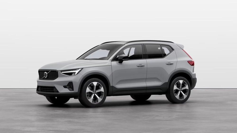 Volvo XC40 nuova a Ferrara