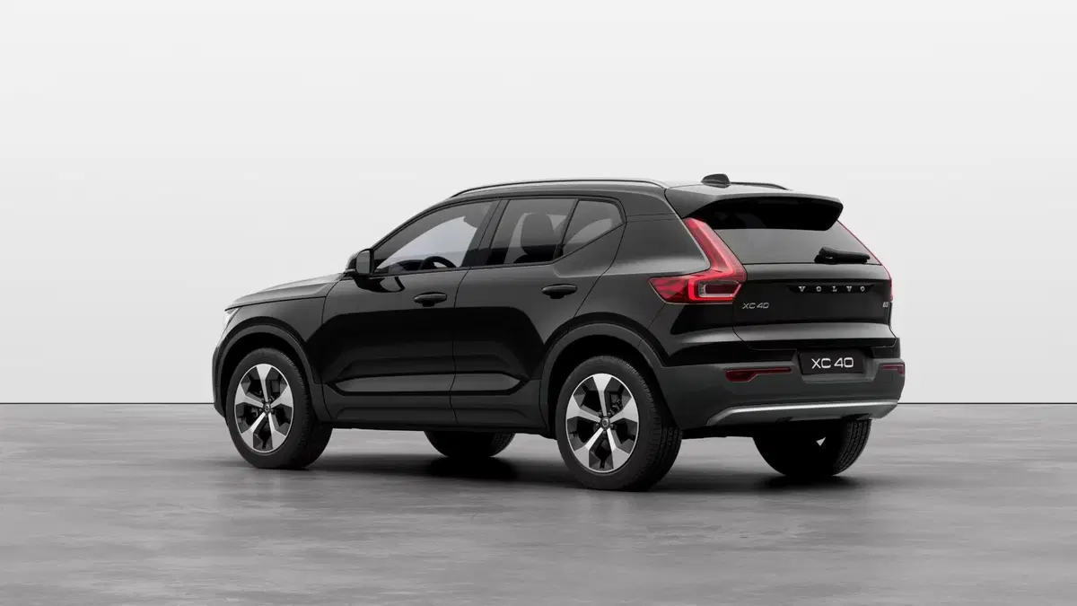 Volvo XC40 nuova a Ferrara (3)
