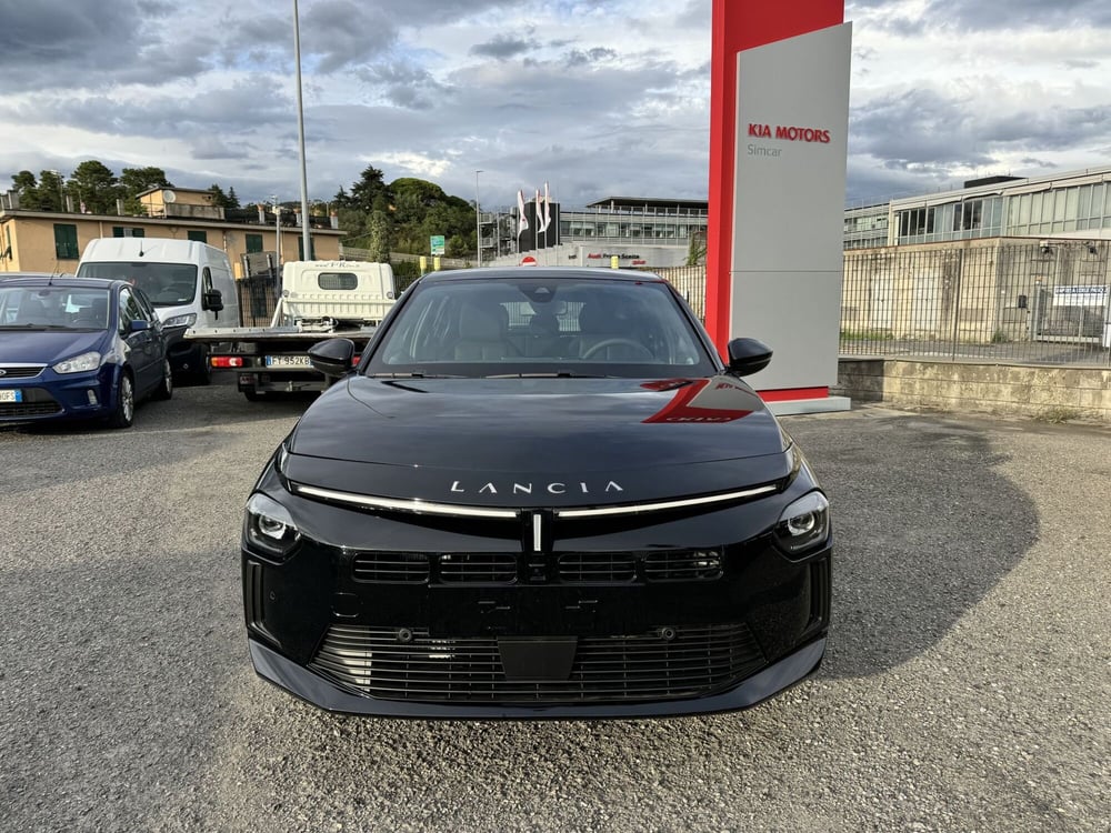 Lancia Ypsilon nuova a La Spezia (2)