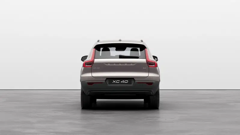 Volvo XC40 nuova a Ferrara (5)