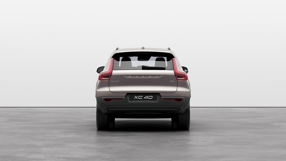 Volvo XC40 nuova a Ferrara (5)