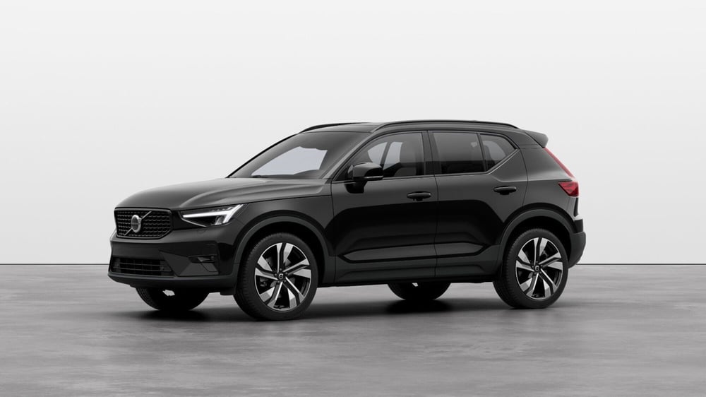 Volvo XC40 nuova a Ferrara