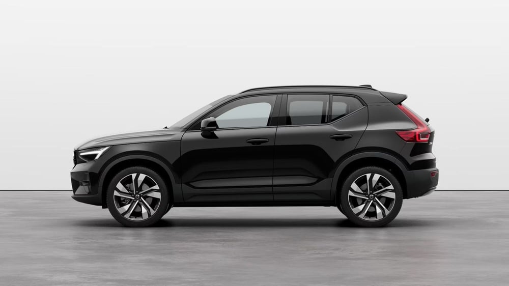 Volvo XC40 nuova a Ferrara (3)