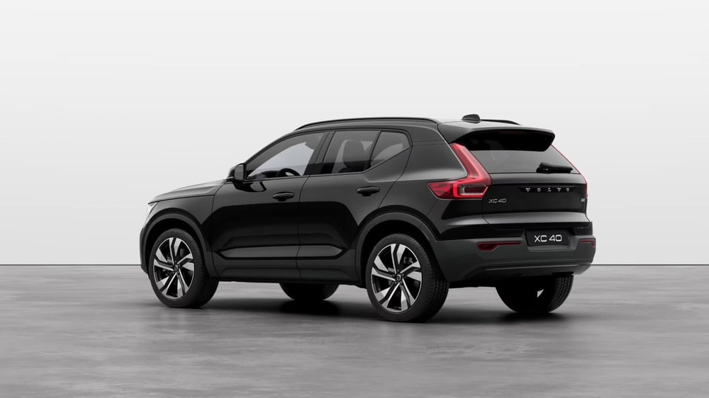 Volvo XC40 nuova a Ferrara (4)