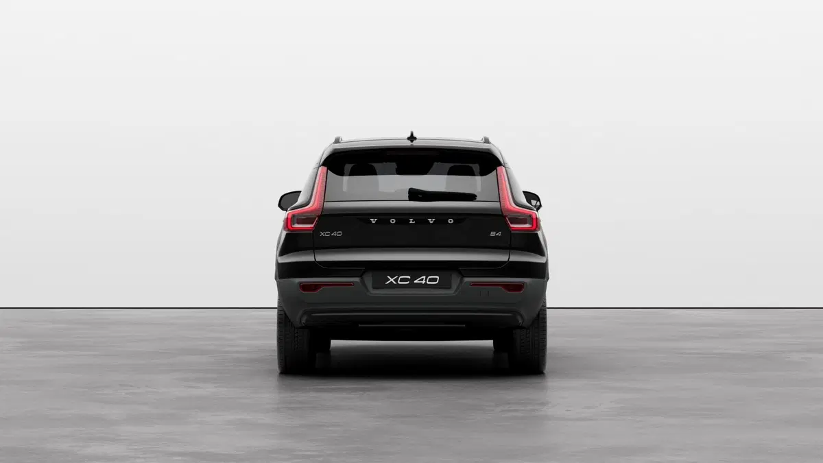 Volvo XC40 nuova a Ferrara (5)