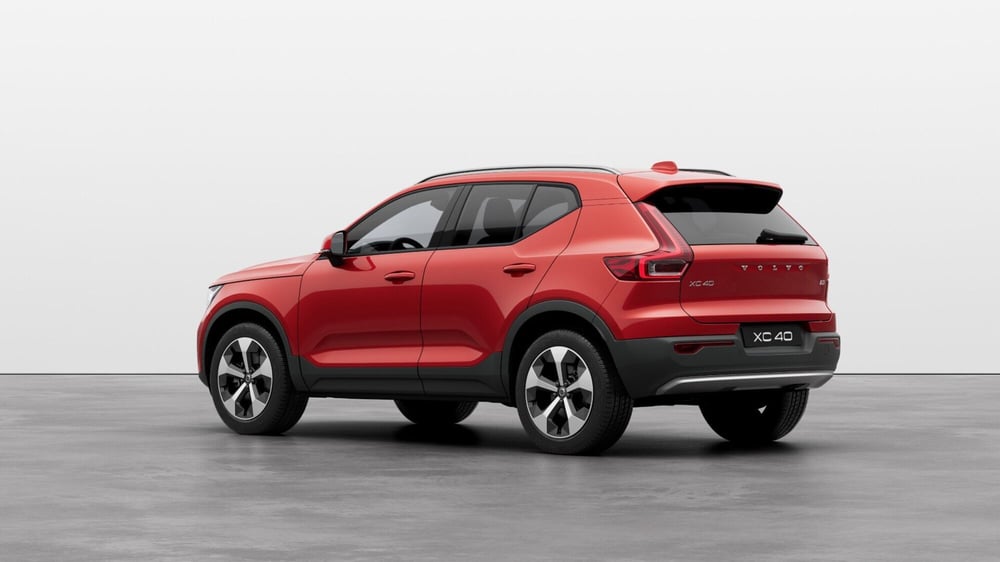 Volvo XC40 nuova a Ferrara (4)