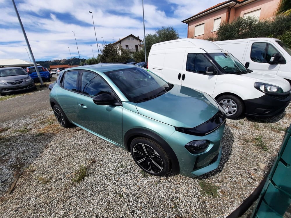 Lancia Ypsilon nuova a La Spezia (3)