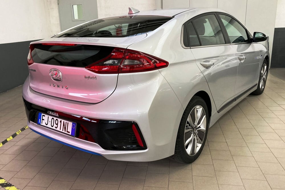 Hyundai Ioniq usata a Pavia (2)