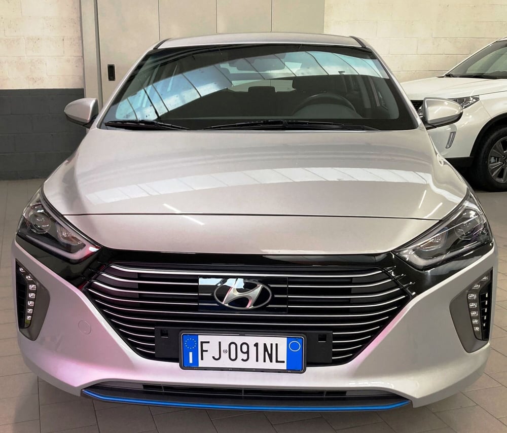 Hyundai Ioniq usata a Pavia (3)