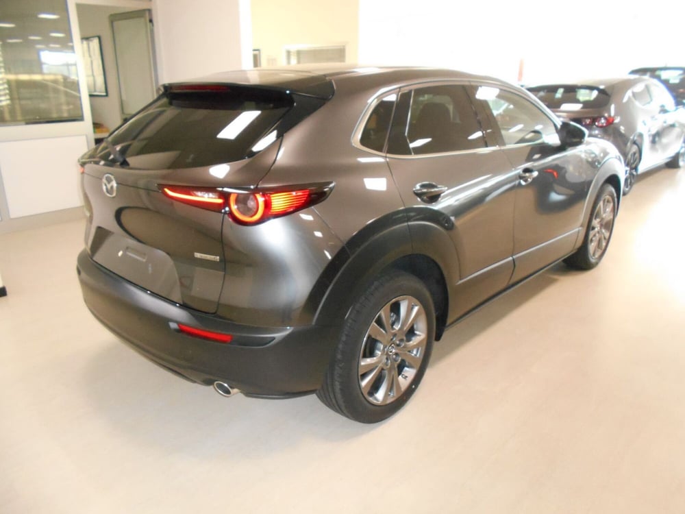 Mazda CX-30 nuova a Pavia (2)