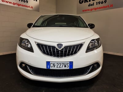 Lancia Ypsilon 1.0 FireFly 5 porte S&amp;S Hybrid Gold Plus del 2023 usata a Cava Manara