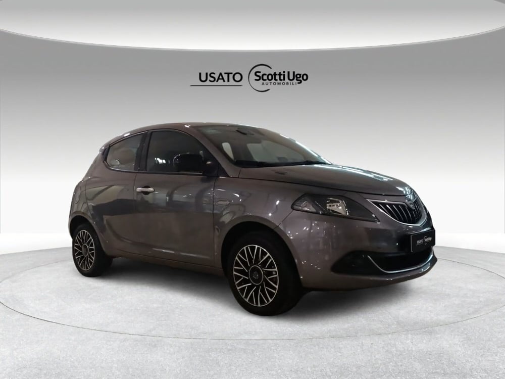 Lancia Ypsilon usata a Firenze (9)