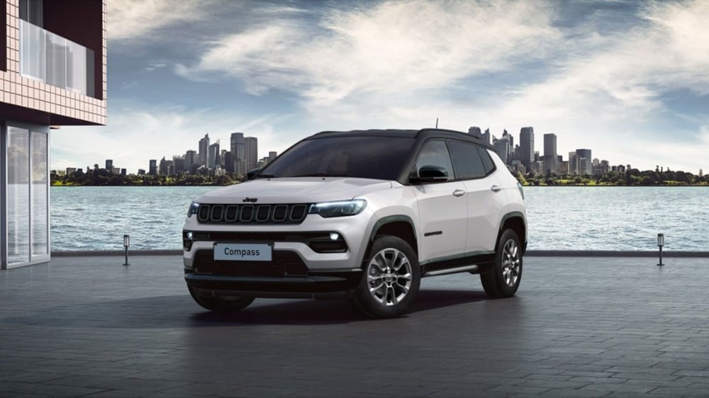 Jeep Compass nuova a Livorno