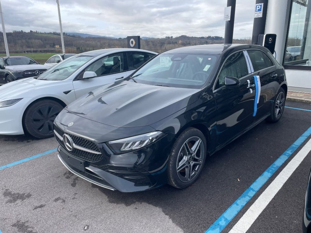 Mercedes-Benz Classe A nuova a Firenze (2)