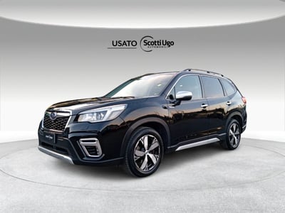 Subaru Forester 2.0i e-boxer Premium lineartronic del 2020 usata a Siena