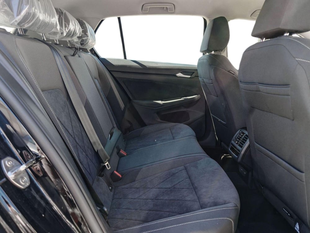 Volkswagen Golf nuova a Palermo (8)