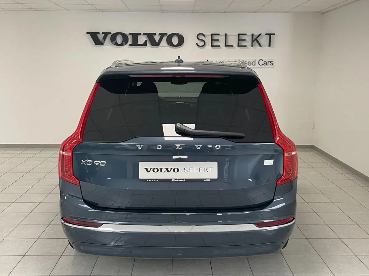 Volvo XC90 nuova a Como (4)