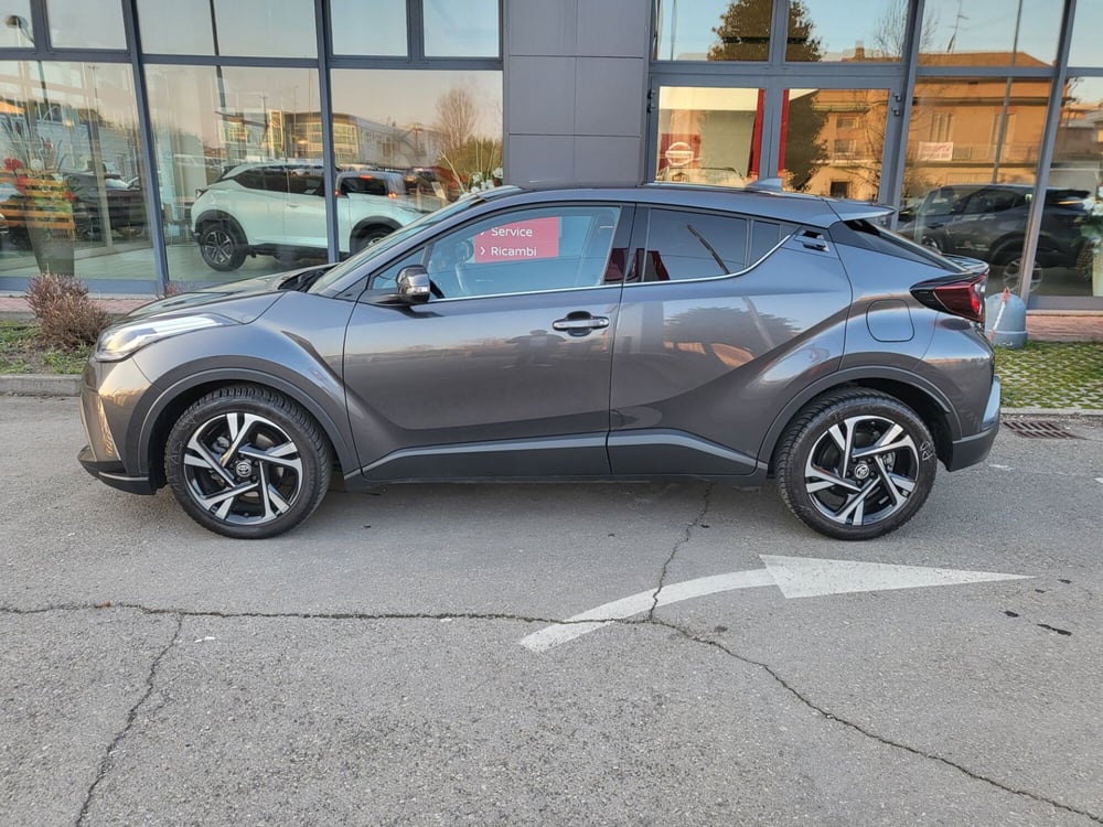 Toyota Toyota C-HR usata a Reggio Emilia (8)