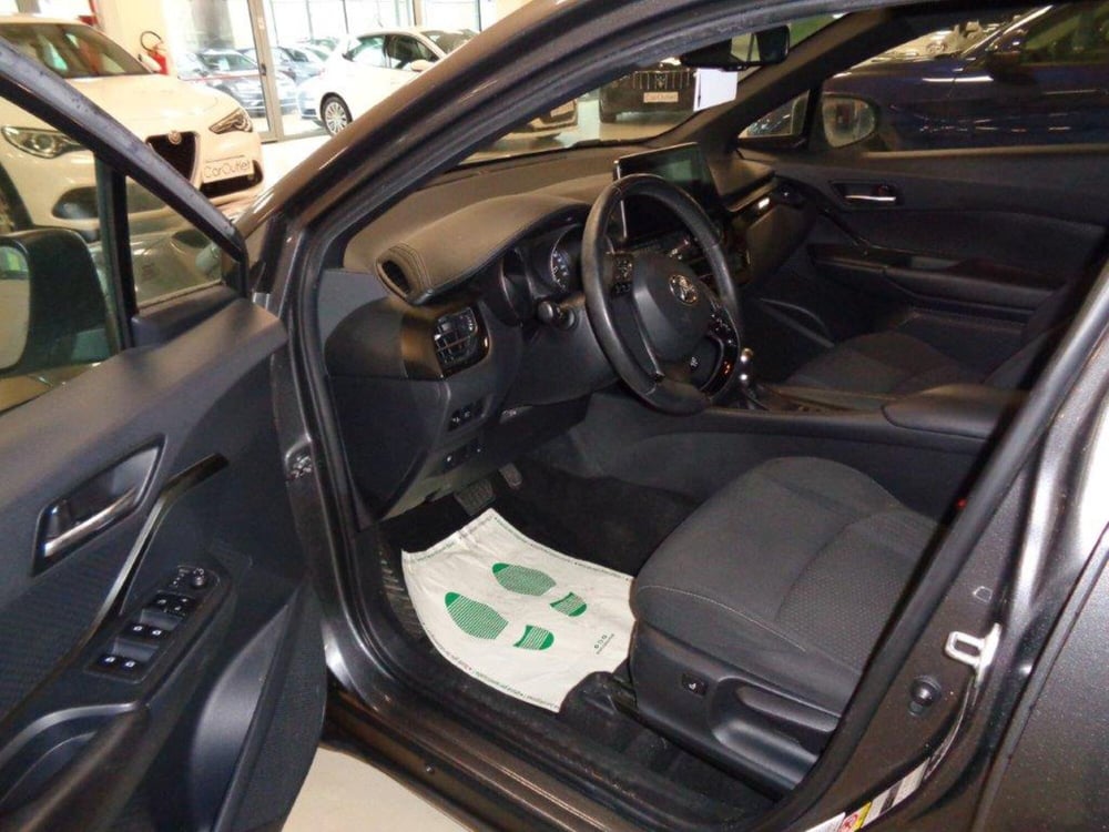 Toyota Toyota C-HR usata a Torino (3)