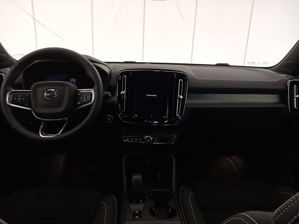 Volvo XC40 usata a Matera (10)