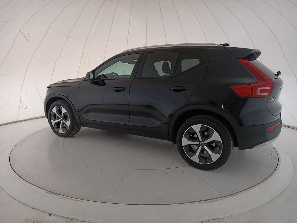 Volvo XC40 usata a Matera (3)