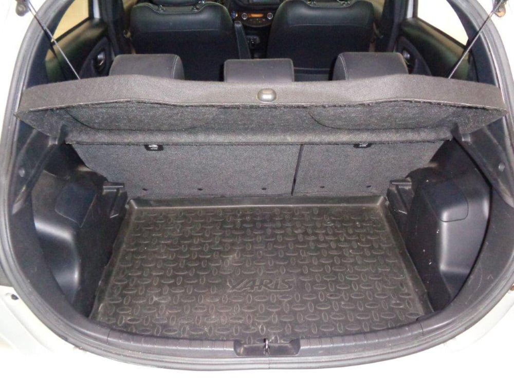 Toyota Yaris usata a Torino (8)