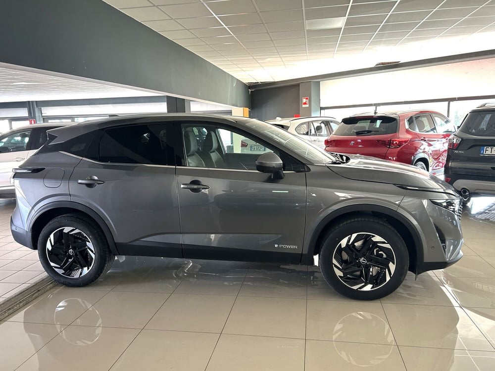 Nissan Qashqai nuova a Ferrara (4)