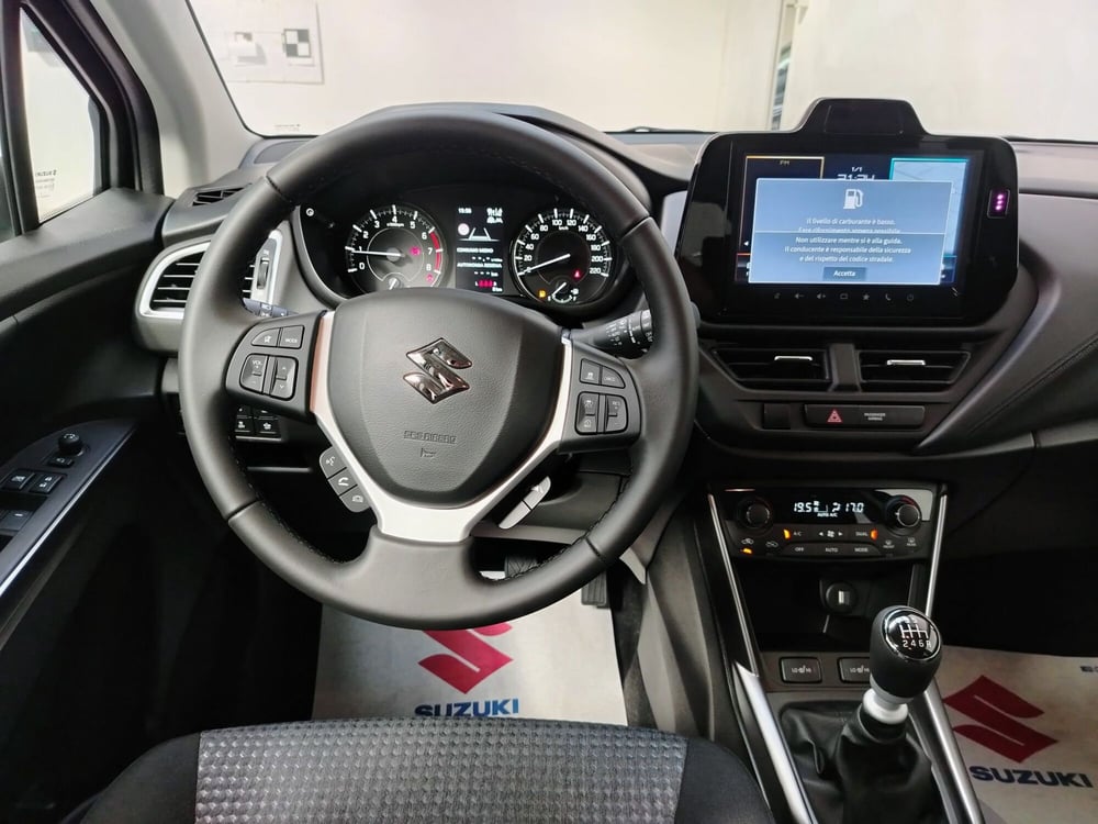 Suzuki S-Cross nuova a Rovigo (7)