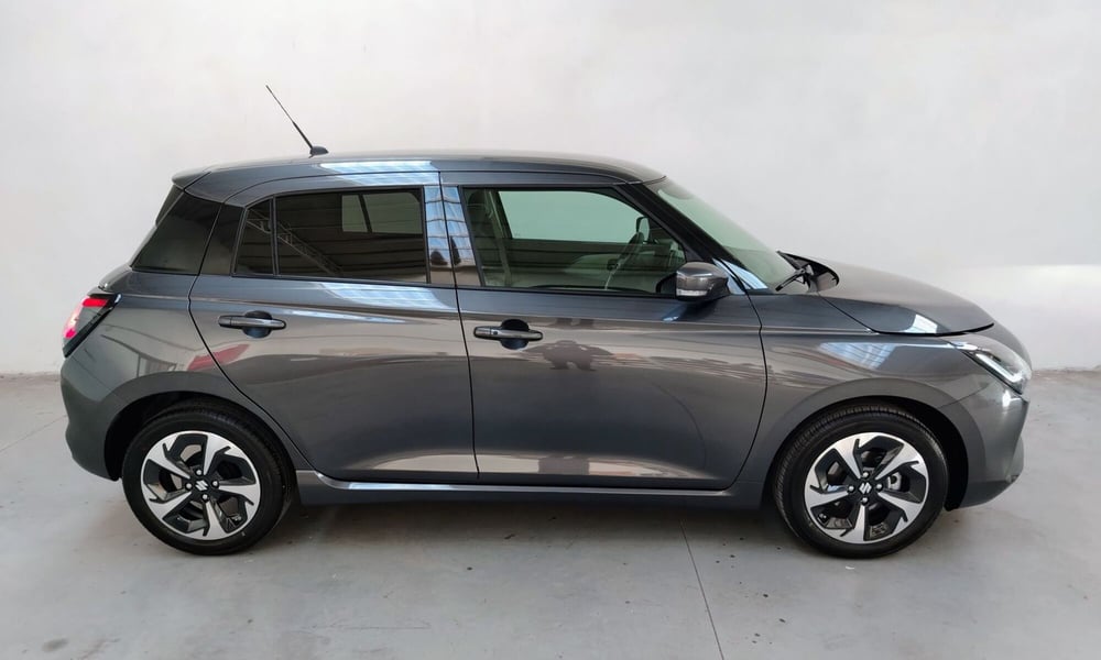 Suzuki Swift nuova a Rovigo (12)