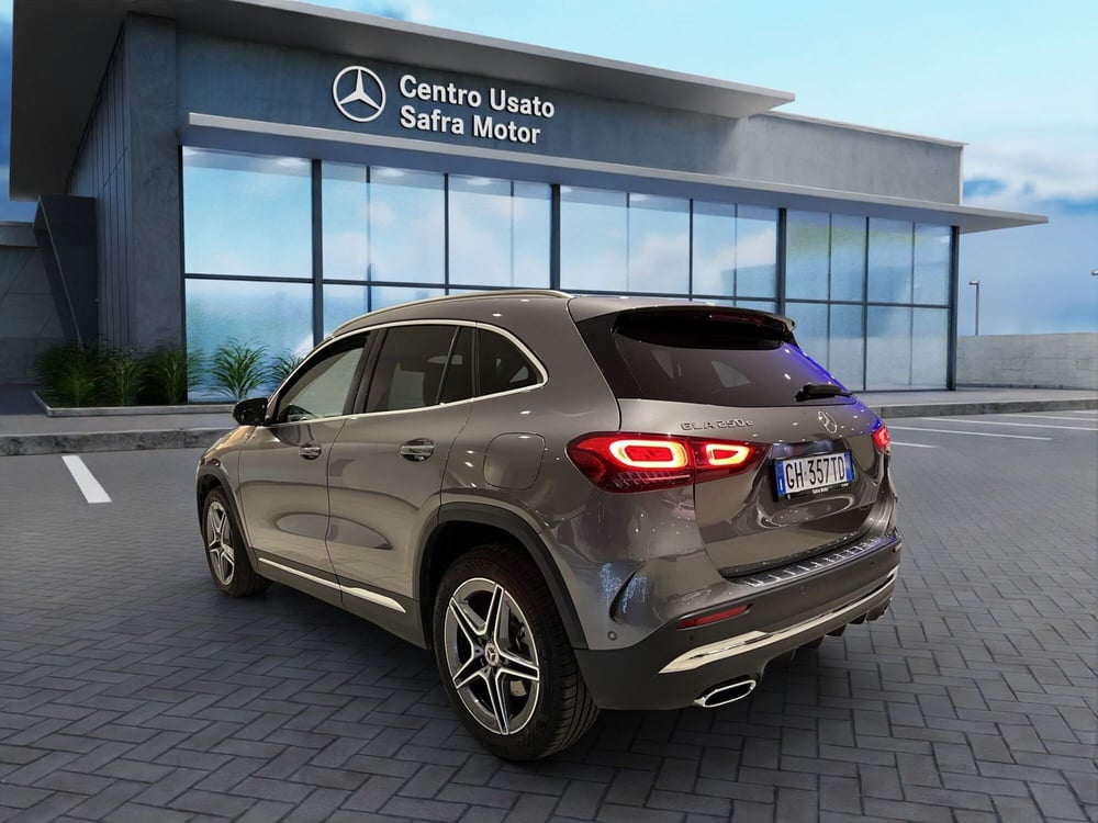 Mercedes-Benz GLA SUV usata a Cosenza (4)