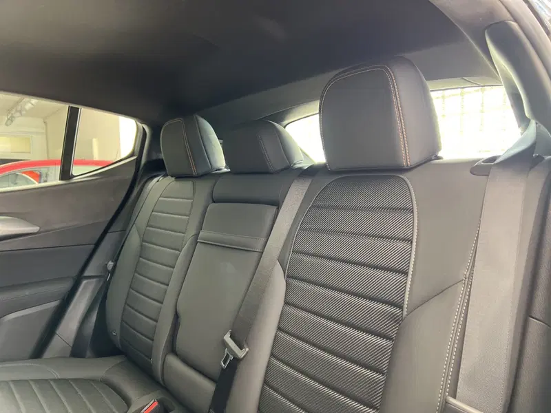 Alfa Romeo Tonale nuova a Pisa (10)