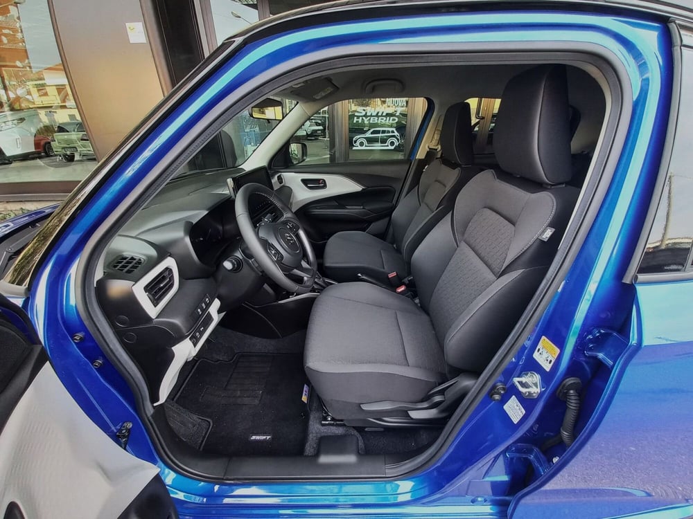 Suzuki Swift nuova a Milano (6)