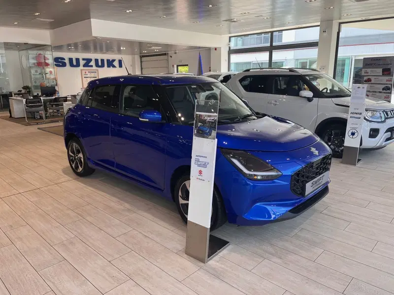Suzuki Swift nuova a Vercelli (2)