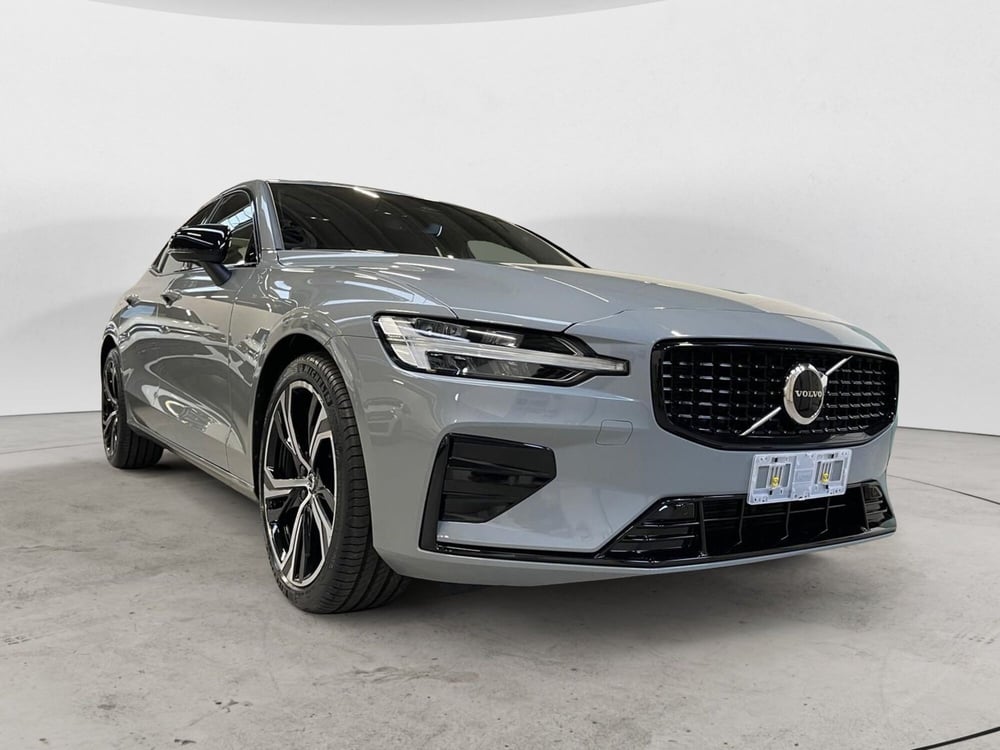 Volvo S60 nuova a Como (4)