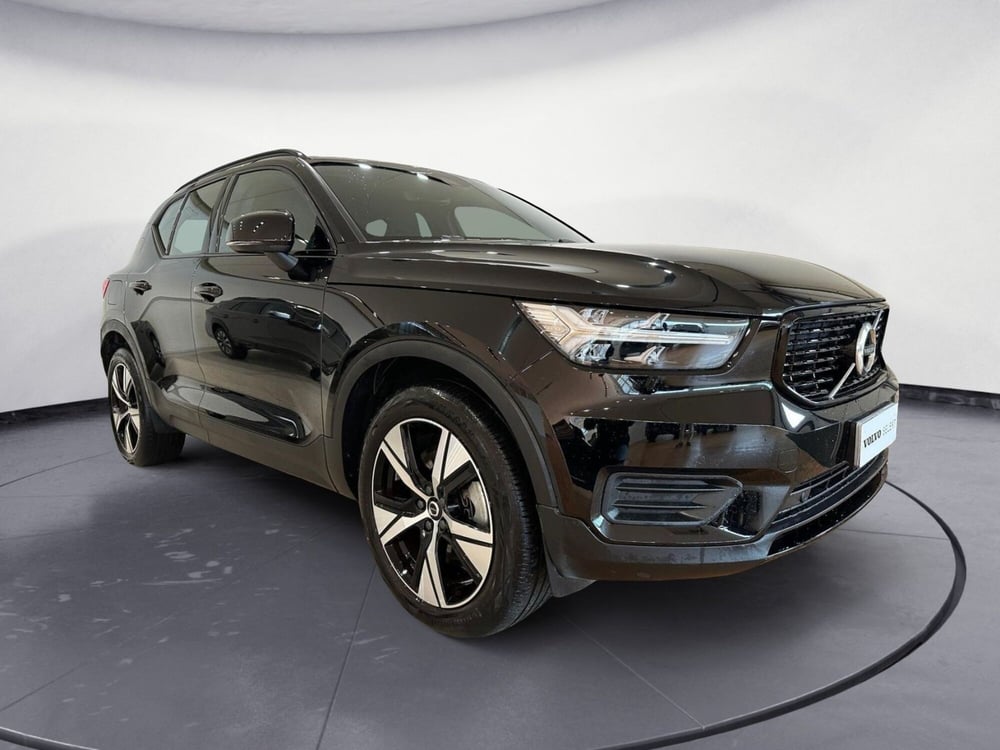 Volvo XC40 usata a Como (3)