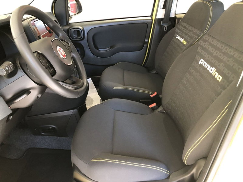 Fiat Panda Cross nuova a Milano (7)