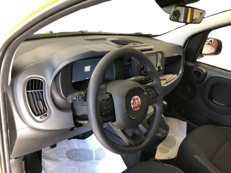 Fiat Panda Cross nuova a Milano (8)