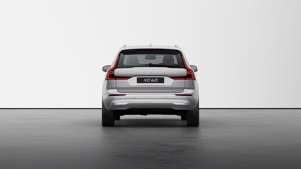 Volvo XC60 nuova a Como (4)