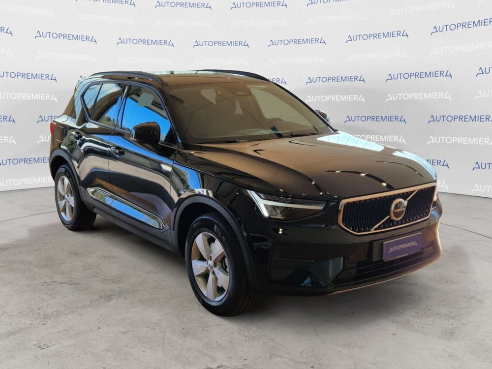 Volvo XC40 nuova a Como (3)