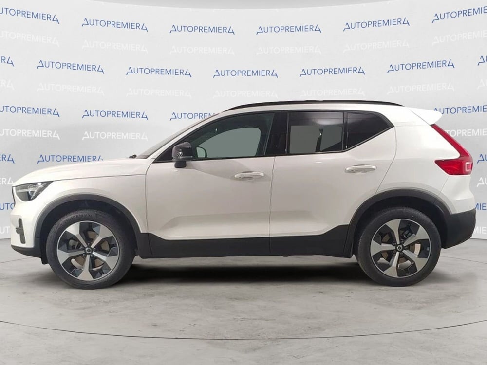 Volvo XC40 nuova a Como (3)