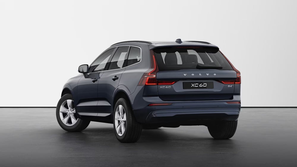 Volvo XC60 nuova a Como (2)