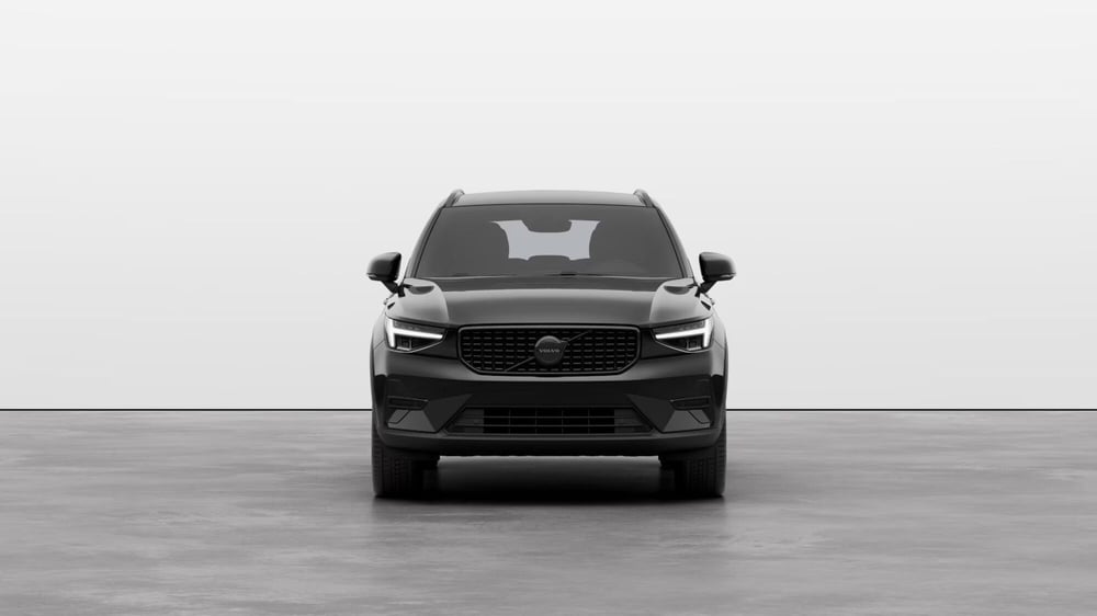 Volvo XC40 nuova a Como (2)