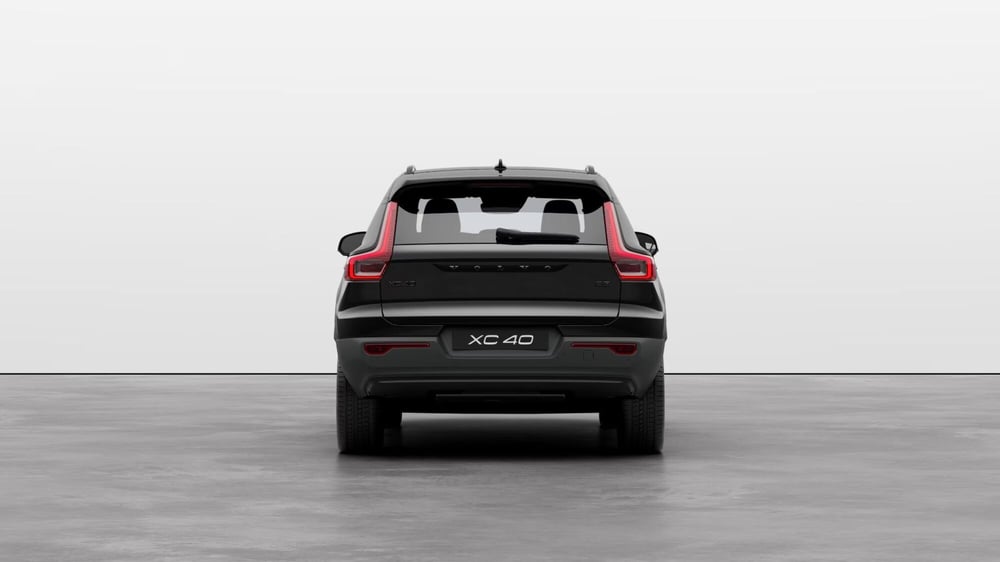 Volvo XC40 nuova a Como (5)