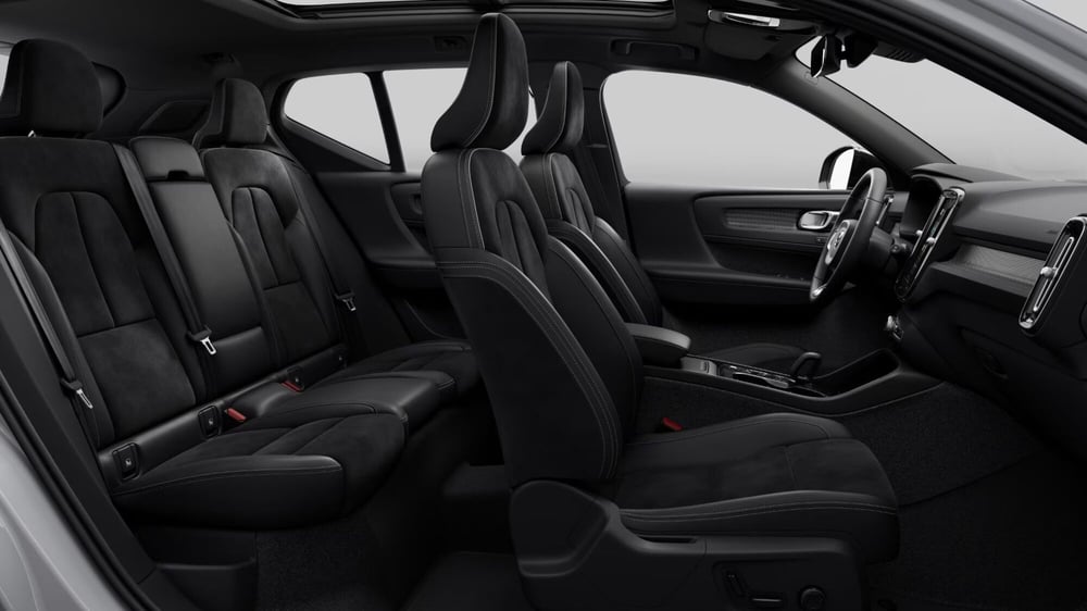 Volvo XC40 nuova a Como (6)