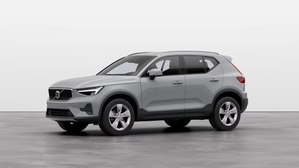 Volvo XC40 nuova a Como