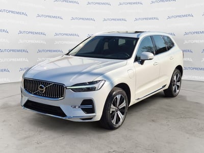 Volvo XC60 T6 Recharge AWD Plug-in Hybrid automatico Plus Bright nuova a Como