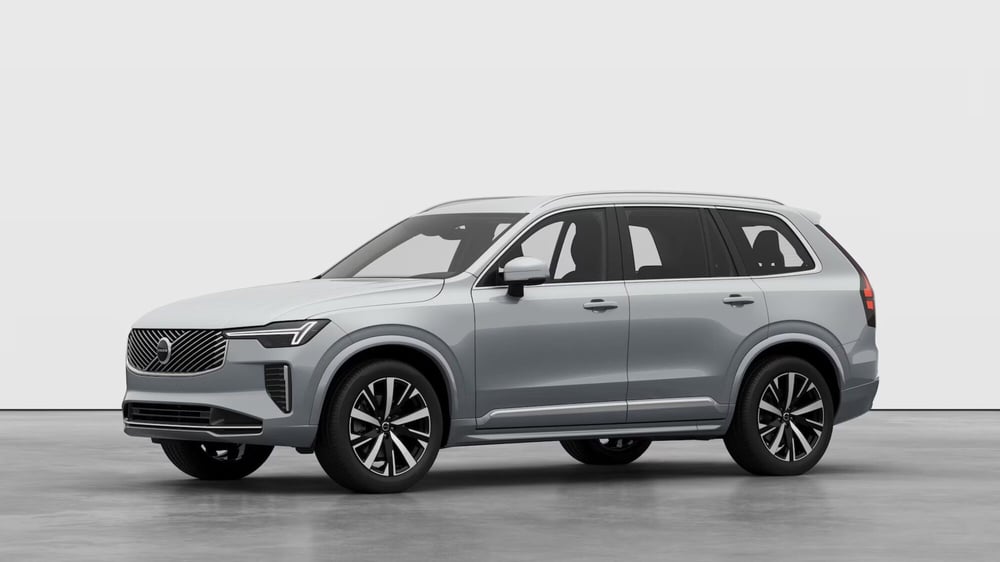 Volvo XC90 nuova a Como