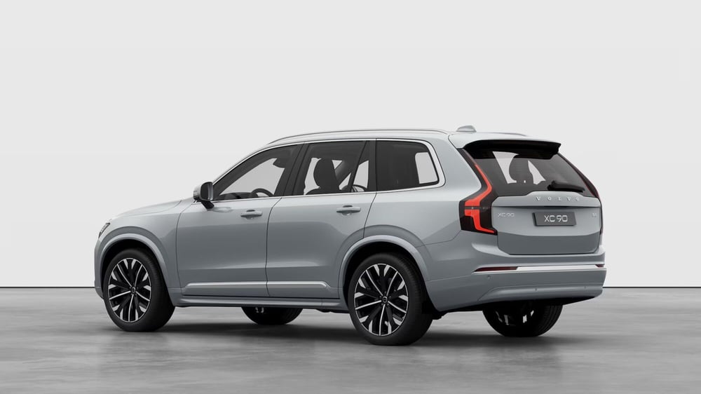 Volvo XC90 nuova a Como (4)